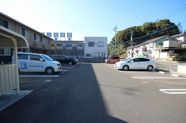 駐車場　☆1台無料☆