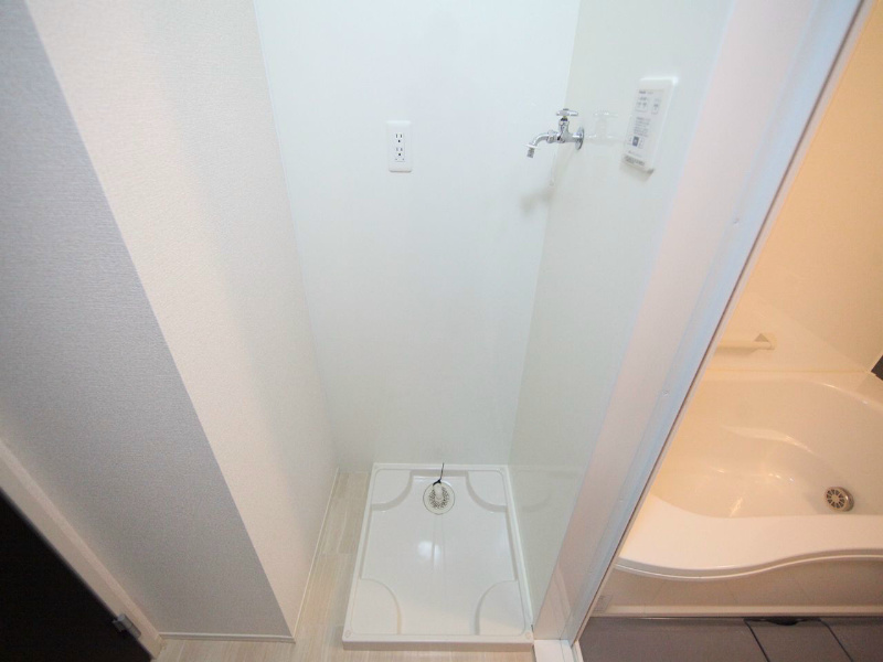 その他　室内洗濯機置場完備