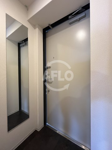 玄関　セレニテ西中島アリア弐番館　玄関