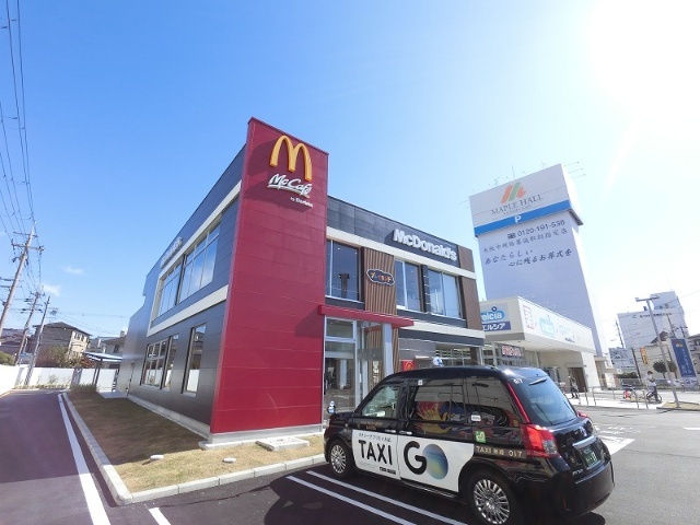 ドラックストア　ウエルシア淀川三津屋中店（ドラッグストア）まで496m