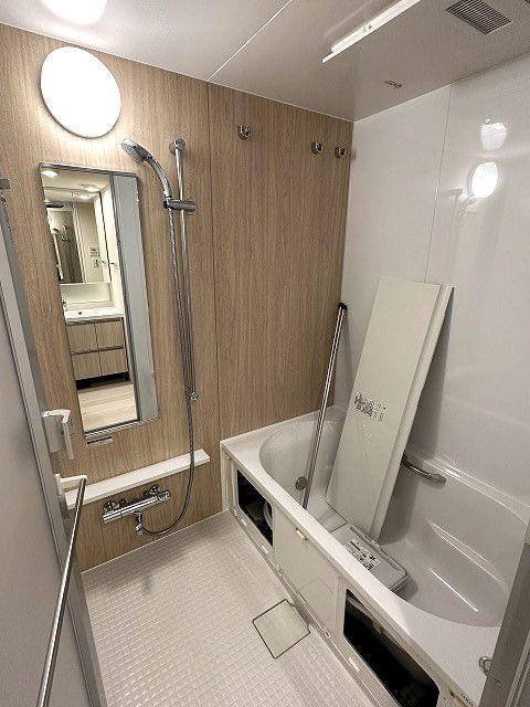 バス・シャワールーム