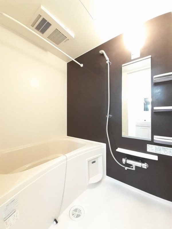 バス・シャワールーム　図面と現状に相違がある場合には現状を優先