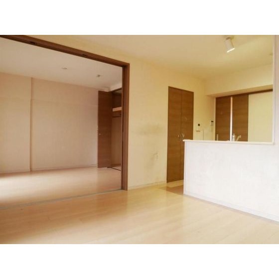 居室・リビング　※現況優先