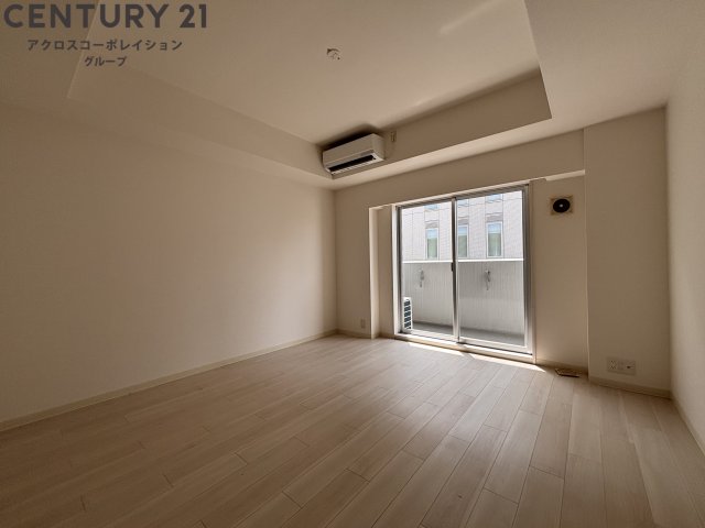 トイレ　温水洗浄便座付きで便利です♪