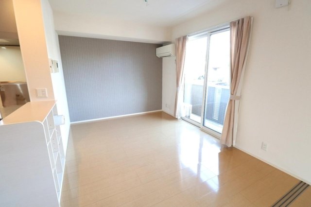 居室・リビング　リビング（エアコン付き）