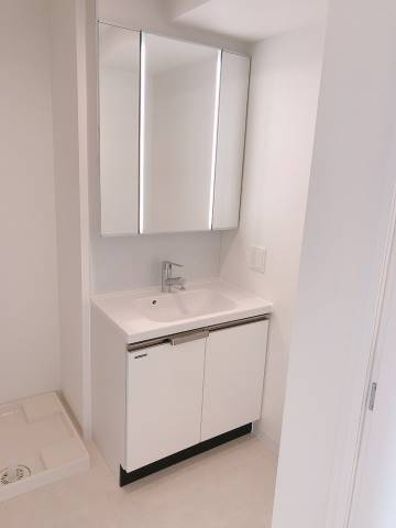 洗面設備　人気の独立洗面台♪