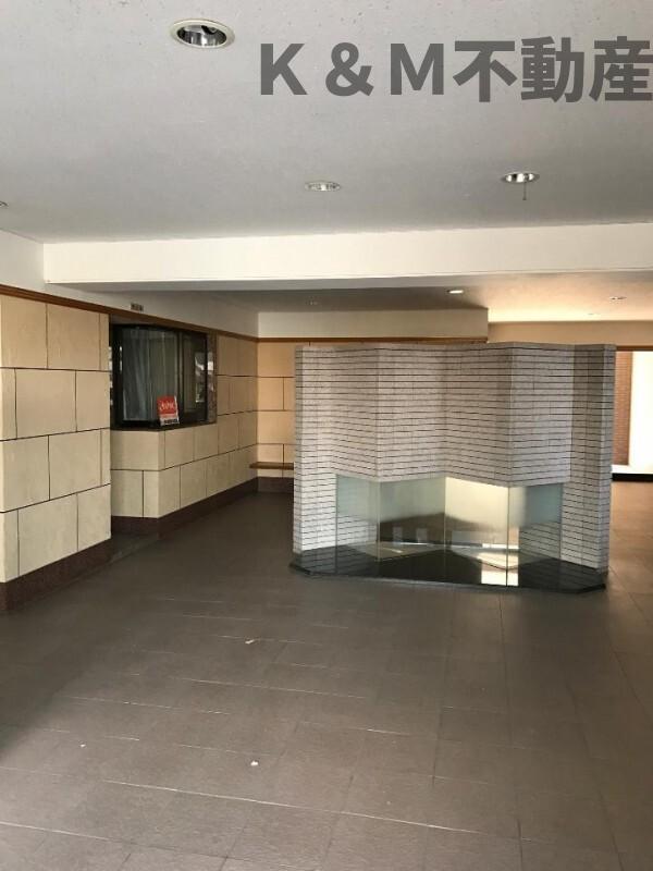 ロビー　落ち着いたロビーです