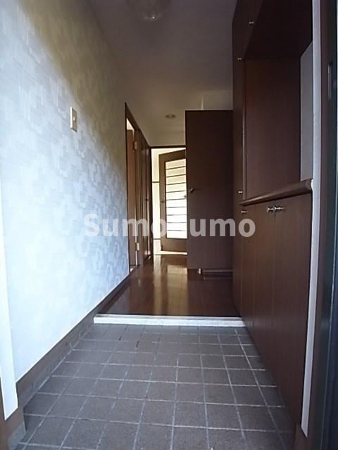 玄関　シンプルで使いやすい玄関です