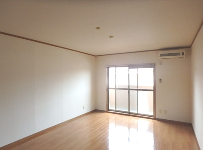 居室・リビング　図面と現状に相違がある場合には現状を優先