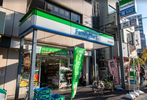 コンビニ　ファミリーマート 台東入谷駅前店（コンビニ）まで265m
