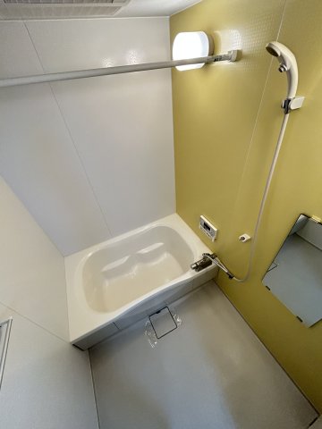 バス・シャワールーム　イメージ203号室の写真（反転あり）