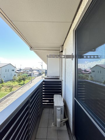 バルコニー　イメージ203号室の写真（反転あり）