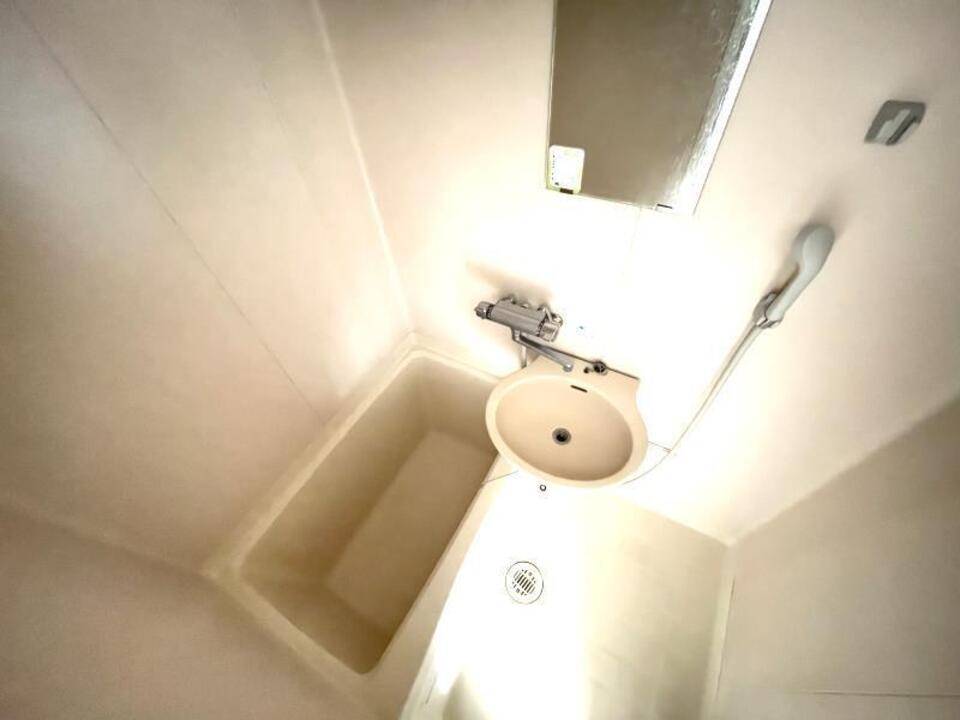 バス・シャワールーム　浴室