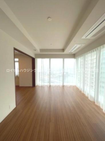 居室・リビング　※別部屋参照写真