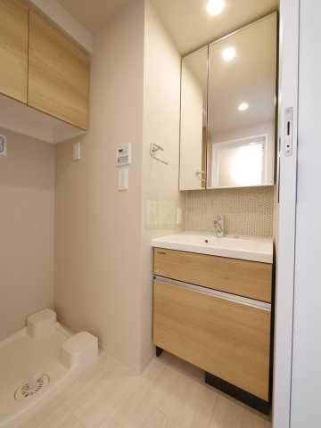 洗面設備　イニシア新宿早稲田 ※別部屋の写真です。