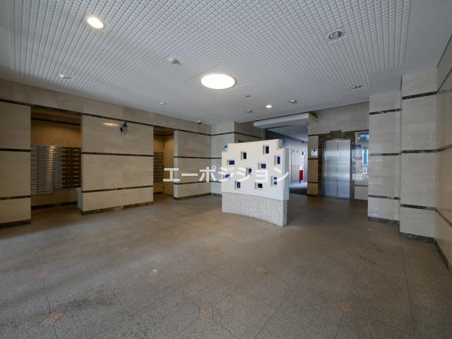 ロビー　KDXレジデンス難波