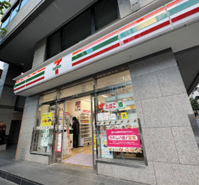 コンビニ　セブンイレブン 渋谷金王神社前店（コンビニ）まで345m