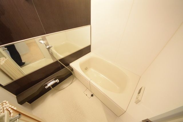 バス・シャワールーム　追い炊き付バス