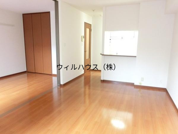 居室・リビング　カウンターキッチン！