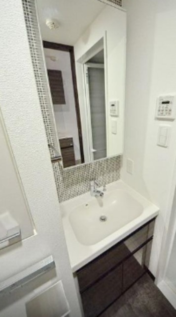 洗面設備　別部屋画像参照