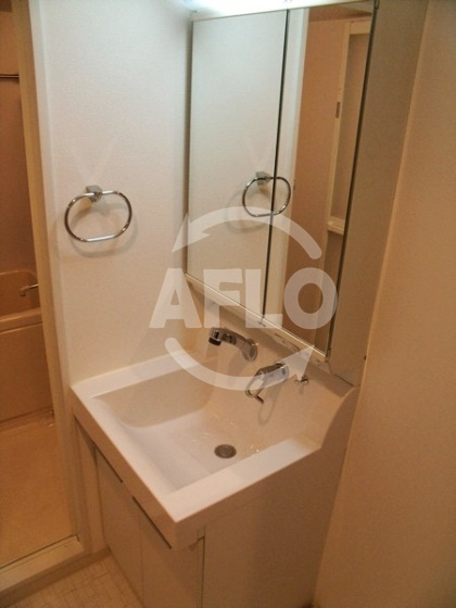 洗面設備　アドバンス大阪ドーム前　洗面台