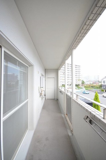 バルコニー　別号室の写真です（反転）