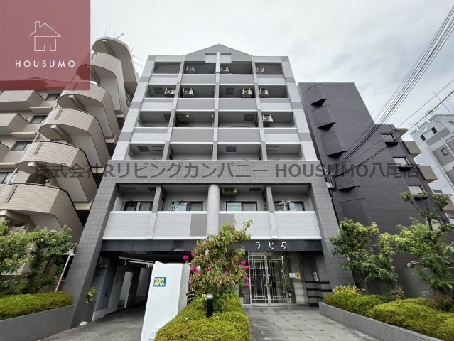 建物外観　落ち着いた雰囲気の外観です