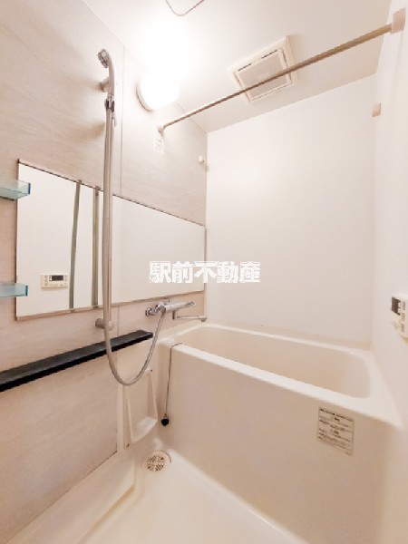 バス・シャワールーム　※同マンション別部屋