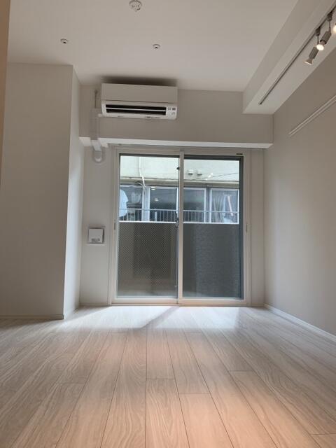 居室・リビング　?