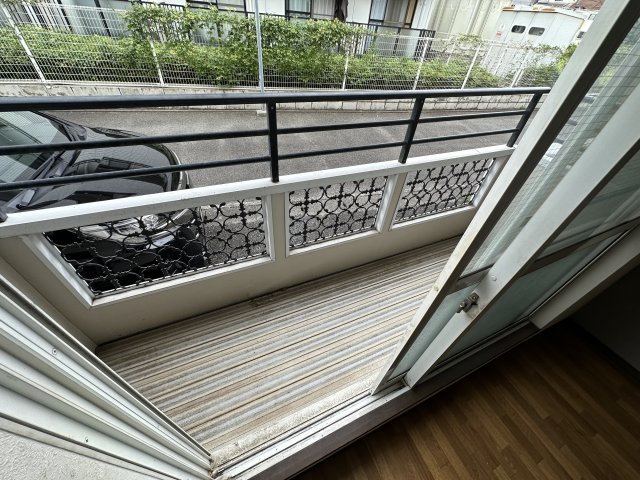 バルコニー　※別室参考写真