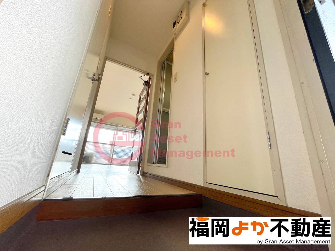 玄関　毎日通る玄関はこちらです