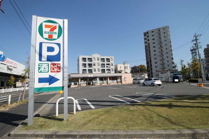コンビニ　セブン－イレブン名古屋篠原橋通２丁目店（コンビニ）まで454m