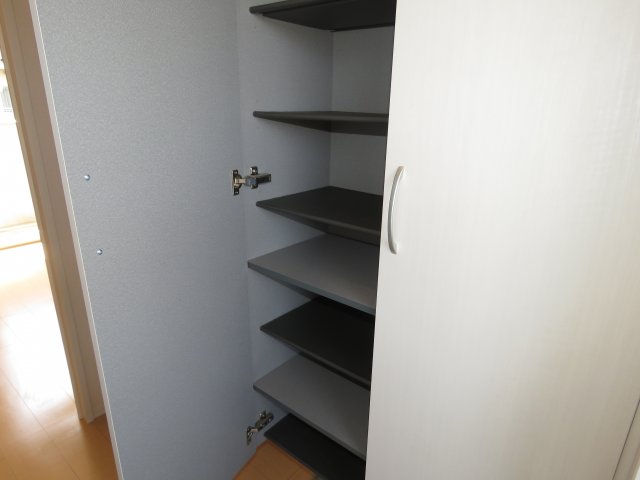 収納　シューズボックス