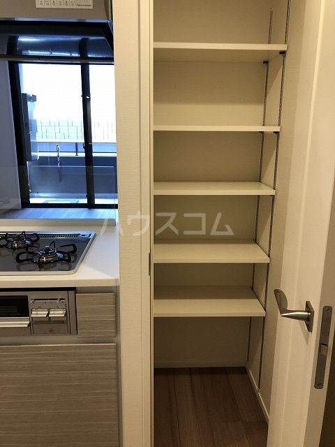 収納