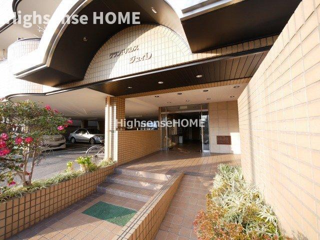 エントランス　毎日通るエントランスはこのようになっています