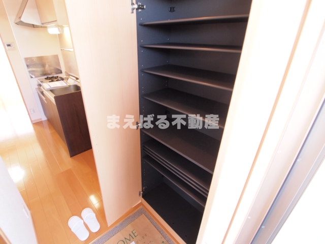 玄関　※写真別部屋