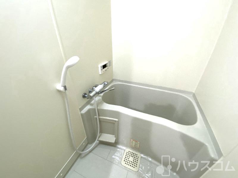 バス・シャワールーム　一日のお疲れをお取りください。