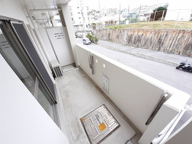 バルコニー　落ち着いた時間を過ごせるバルコニーです