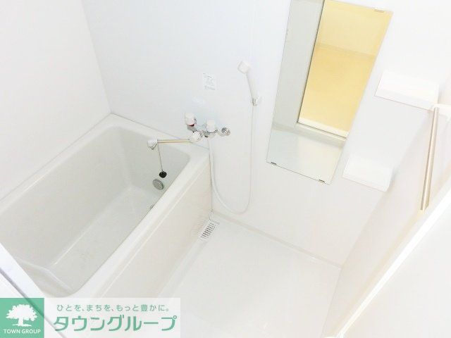 バス・シャワールーム　追い焚き付きのバスルーム