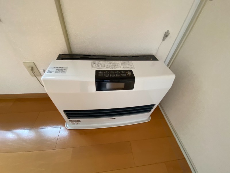 その他設備　灯油暖房です。札幌の寒い冬もこれで大丈夫！