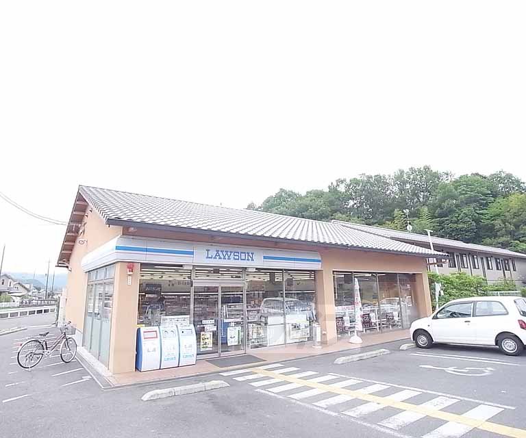 コンビニ　ローソン岩倉西河原町店（コンビニ）まで38m
