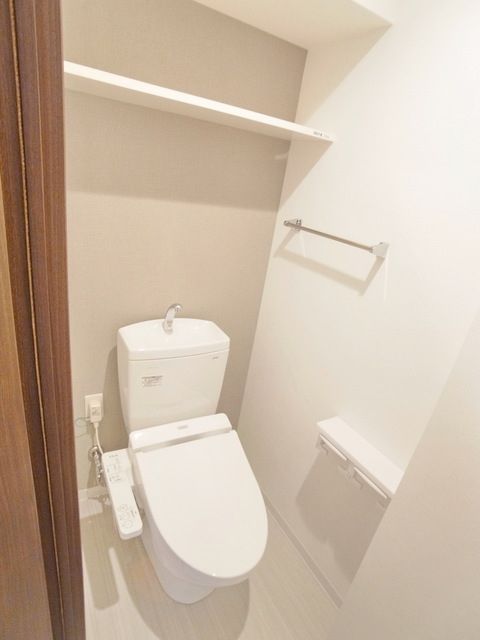 トイレ　★お部屋探しは株式会社タウンハウジング東京まで★