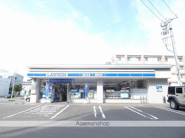 コンビニ　ローソン（コンビニ）まで548m