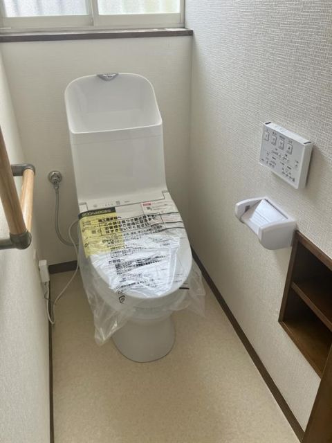 ＪＲ高崎線 桶川駅 徒歩23分 2階建 築36年のトイレ写真
