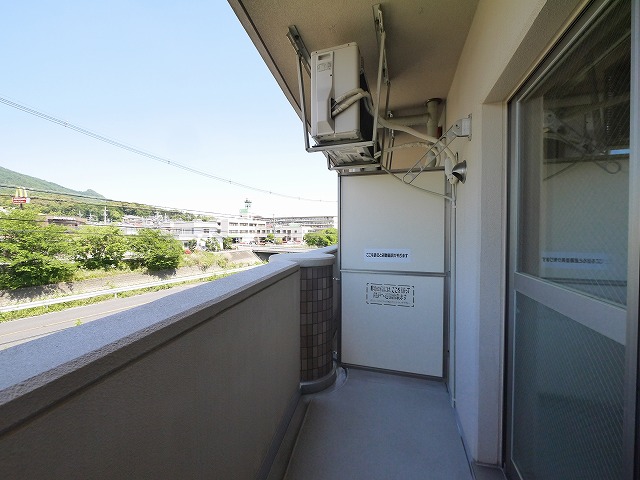 バルコニー　バルコニー付きです