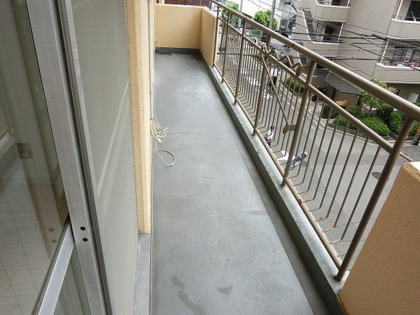 バルコニー　日当たり良好！