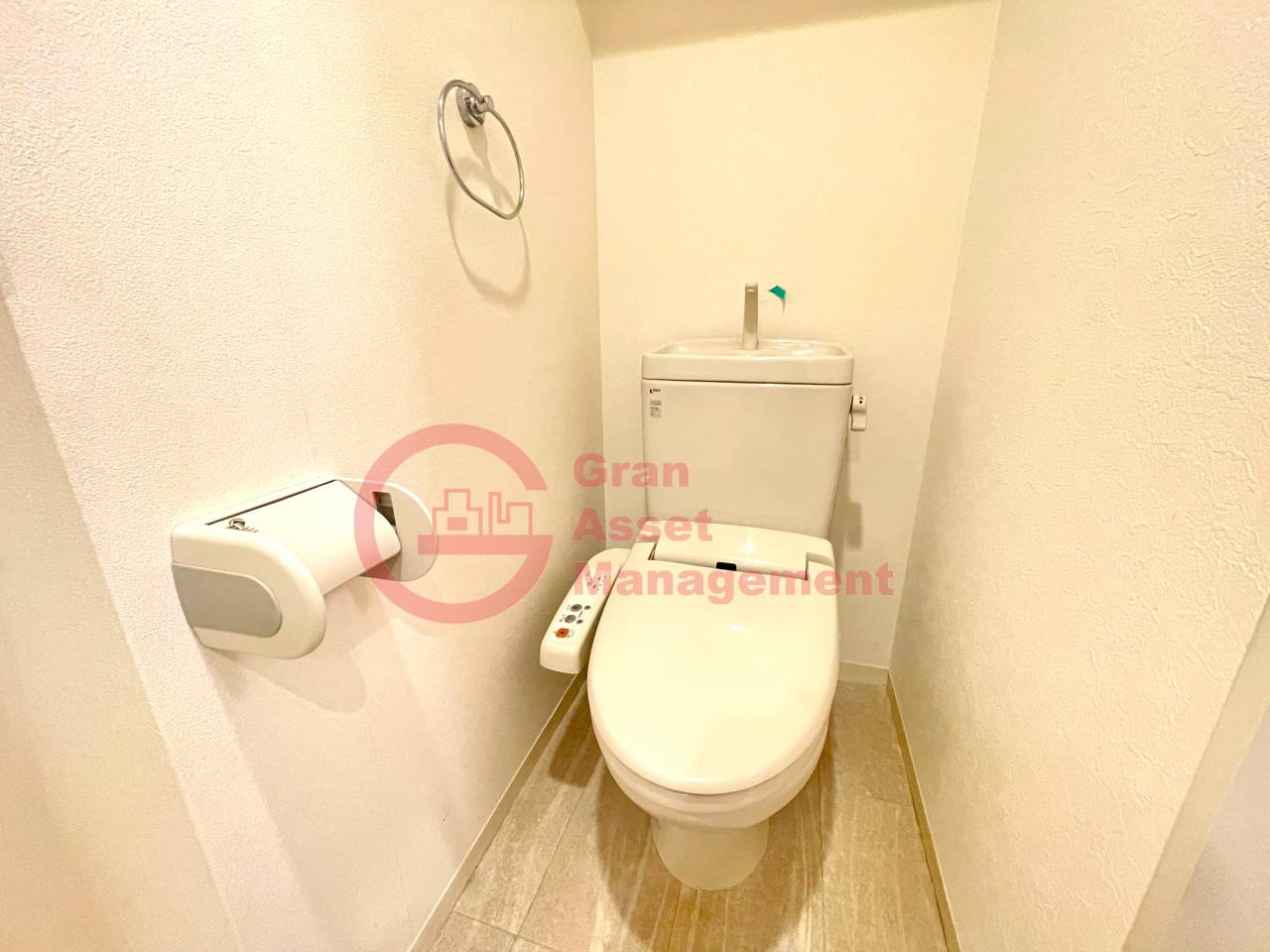トイレ　【福岡よか不動産】トイレもきれいです