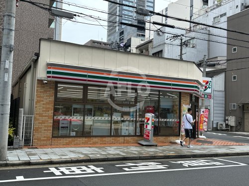 コンビニ　セブンイレブン 大阪南久宝寺町1丁目店（コンビニ）まで208m