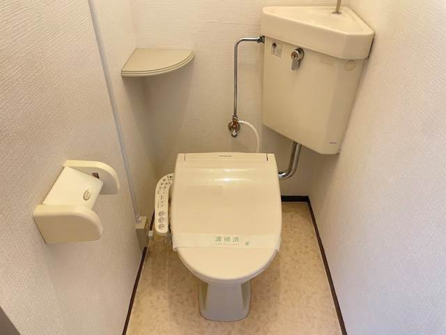 トイレ　別号室