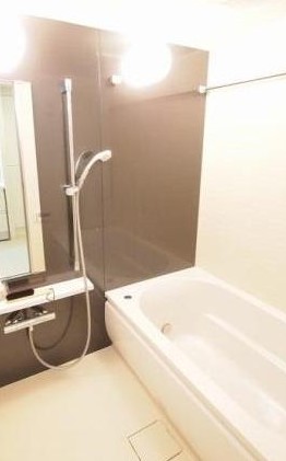バス・シャワールーム　別部屋参考写真